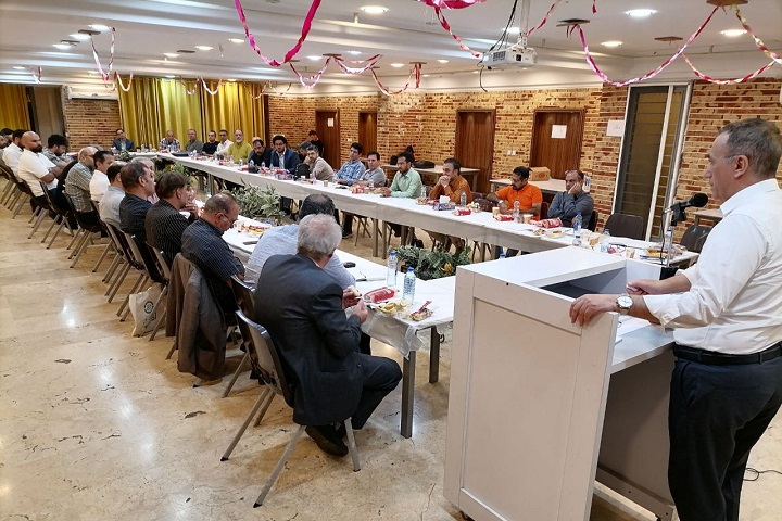 برگزاری اولین جلسه شورای دبیران پایه‌های دهم و یازدهم دبیرستان آبشناسان