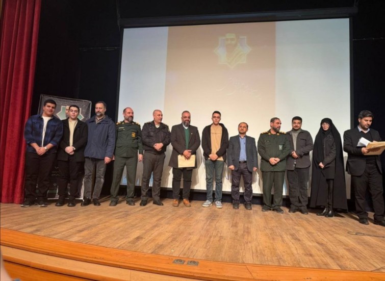 تقدیر از گروه رباتیک دانش&zwnj;آموزان علامه طباطبایی